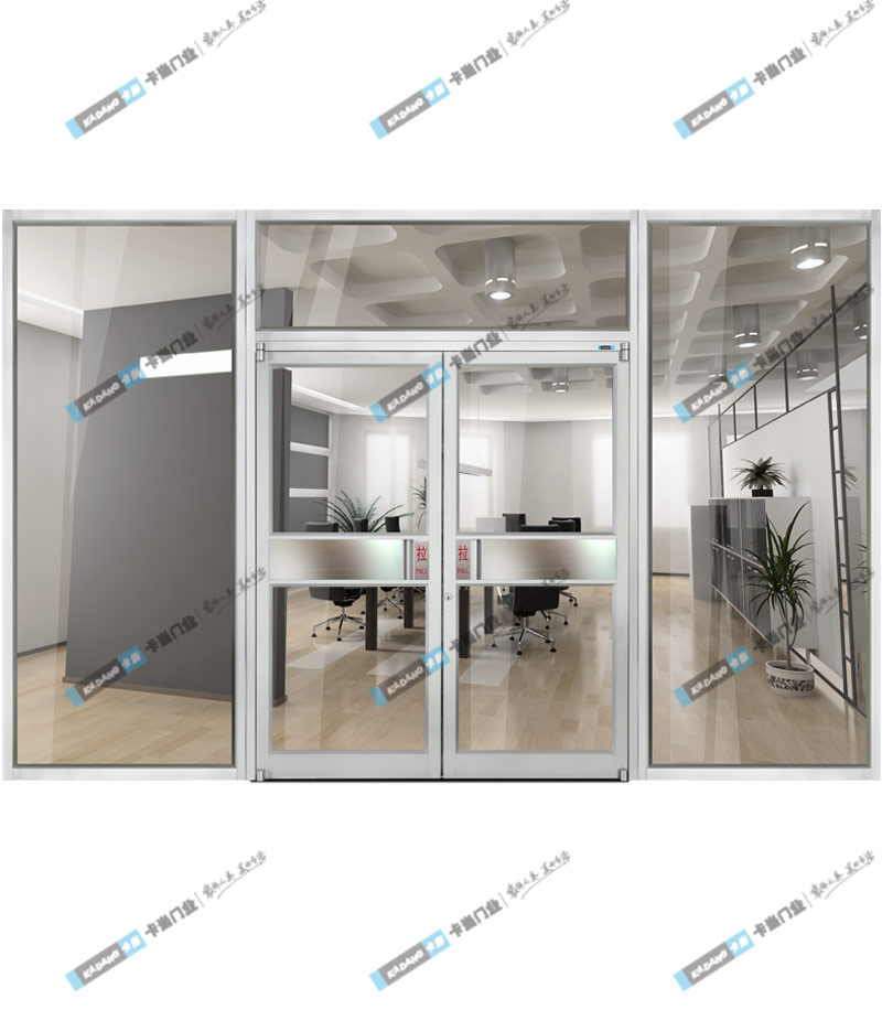 橱窗与门体的搭配方案三